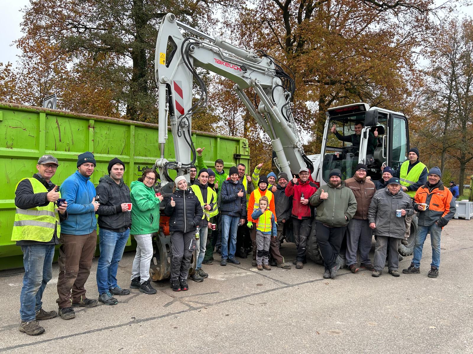 2025-11-08 Altmaterailsammlung Unzhurst